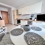 Apartment Bixio Leisure Flexrent - Immobiliare Abissinia