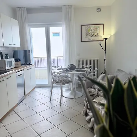 Διαμέρισμα Bixio Leisure Flexrent - Immobiliare Abissinia Ριτσιόνε