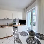 Bixio Leisure Flexrent - Immobiliare Abissinia *