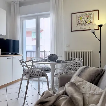 Bixio Leisure- Flexrent Immobiliare Abissinia