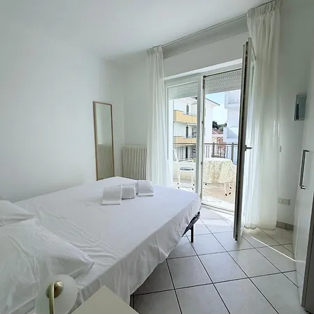 Bixio Leisure- Flexrent Immobiliare Abissinia * Riccione