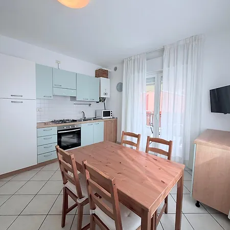 Bixio Leisure- Flexrent Immobiliare Abissinia Apartmán *