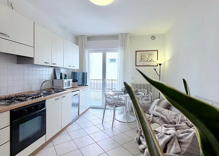 Bixio Leisure Flexrent - Immobiliare Abissinia 아파트 리치오네