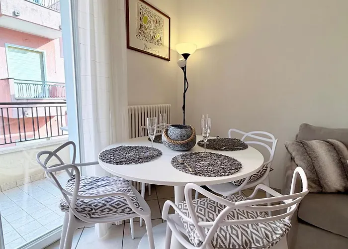 Bixio Leisure Flexrent - Immobiliare Abissinia * 리치오네